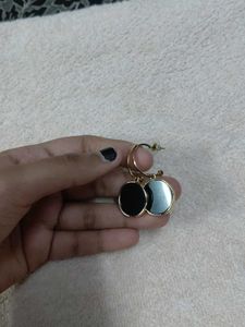 Earrings Round