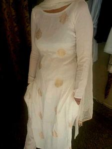 White Kurta Pent Set With Dupatta