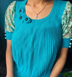 Stylish Top with Lace Sleeves