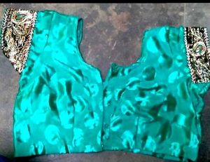Saree With Blouse