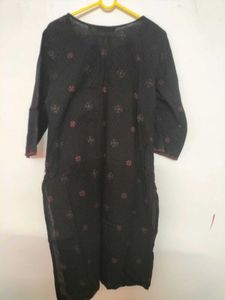 Elegant Embroidered Kurta