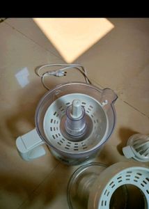 Croma Juicer