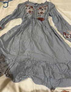 Zudio Floral Embroidered Top