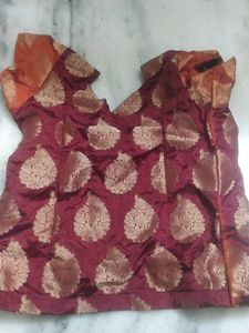 Lehenga With One Short Choli And Long Chol
