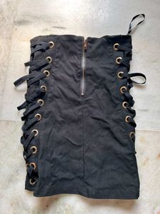 Chic Black Mini Skirt