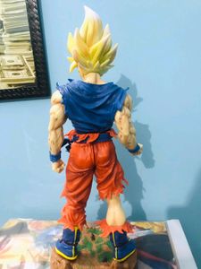 Goku 43 Cm Action Figures With Table Stand