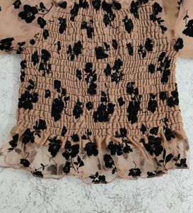 🚨 New Cute Top With Freebies