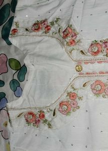 White Embroidered Kurta