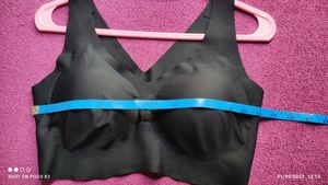 Black Wireless Bra