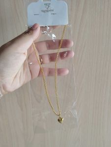 GOLDEN HEART NECKLACE 💚
