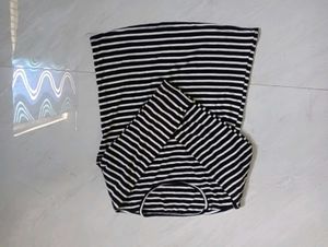 striped top