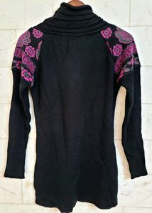 High Neck Woolen Top