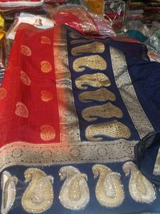 Elegant Paisley Saree