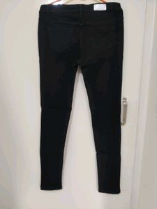 Black Skinny Jeans