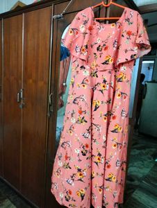 Combo 2 Soft Gowns.