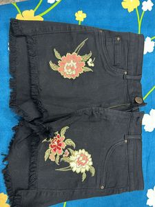 Nuon Black Shorts