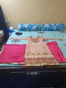 I&#39;m Selling Readymade Suit Set