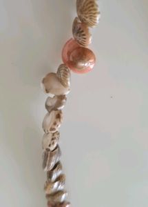 Mala with shells