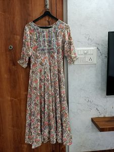 Floral Kurti 🤍