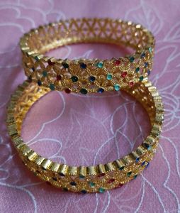 Gold Tone Bangle Set
