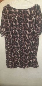 Gia curves tshirt