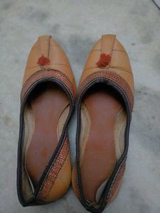 Punjabi Jutti