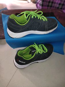 Reebok Shoes For Men (Uk 7)