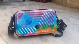 Box Sling Bag