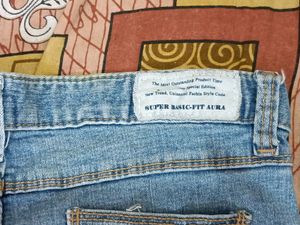 Light Blue Colour Jeans 👖
