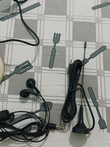 Portable EVD/DVD Player