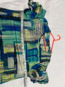 Abstract Print Tunic Top M,L,Xl