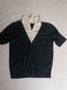 Chic Black &amp; Cream Top