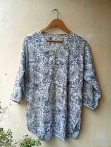 Floral Print Top/Tunic (Women)