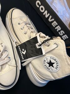 Converse brand new shoes sneakers high tops