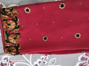 Beautiful Saree With Tari Work