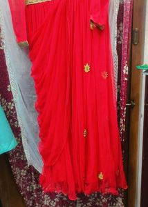Heavy Party Wear Gown With Side Frill ❤️