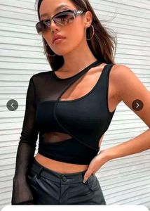 Asymmetric Cutout Crop Top🎃