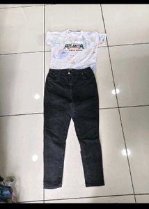 Printed Women&#39;s T-Shirt with jeans Spykar