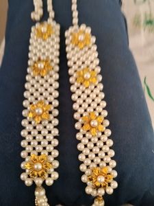White Moti Stal