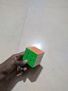 RUBIK'S CUBE