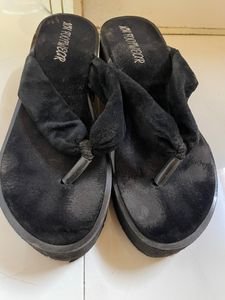 Black Wedges