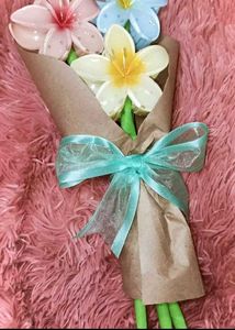 Flower Claw Clip Bouquet