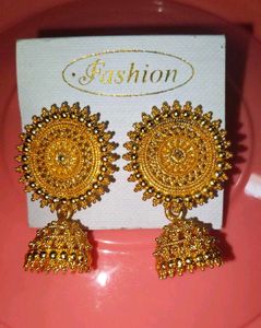 Mustard Straight Kurti & 3 Fashion Jhumka Earrings