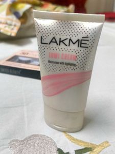 Combo Of Lakme Lumi Cream And Swiss Eyelashes