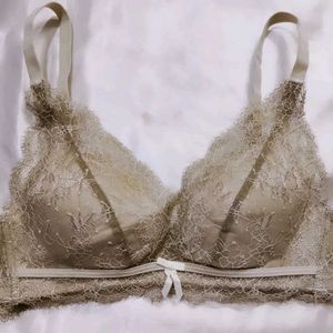 Lace Detail Bra
