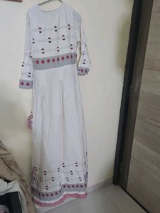 Elegant Embroidered Kurta