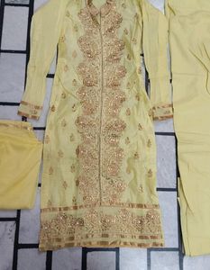 Suit Set With Dupatta ❤️
