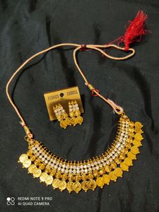 Beautiful necklace set