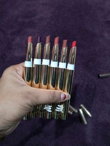 Myglamm Ultimate Long Stay Matte Lipstick