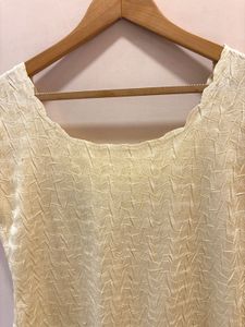 Beautiful Vintage Textured Top
